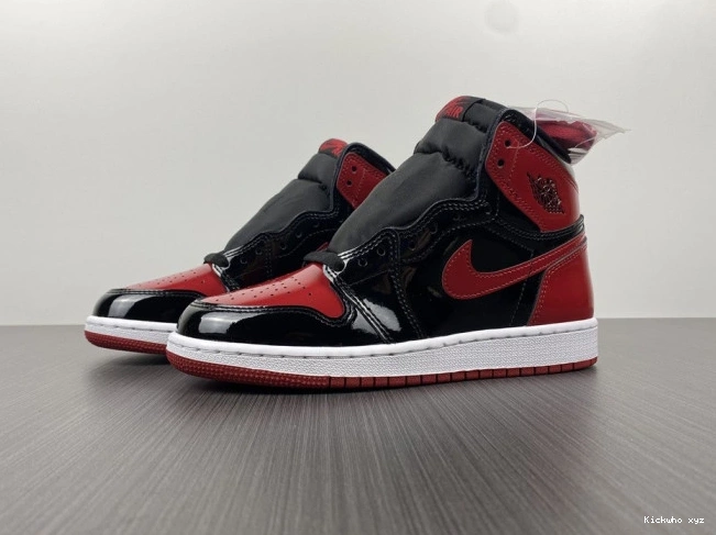 555088-063 OG Bred Air 1 Jordan Patent High 0704